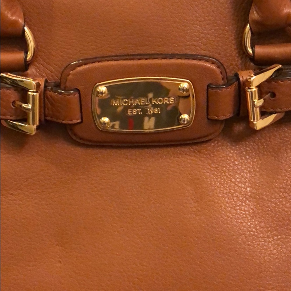 Michael Kors Tan Tote Bag - Picture 2 of 6